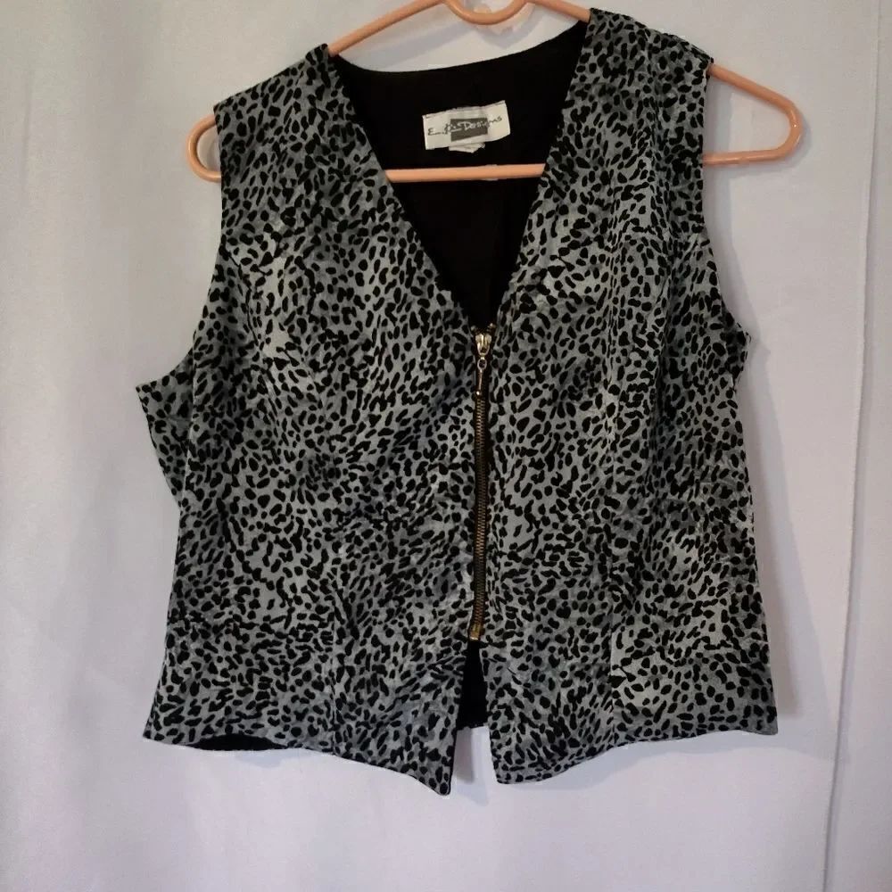 eK Designs vest top - Picture 1 of 6
